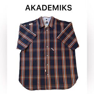 Men’s AKADEMIKS Short Sleeve Button Up XL